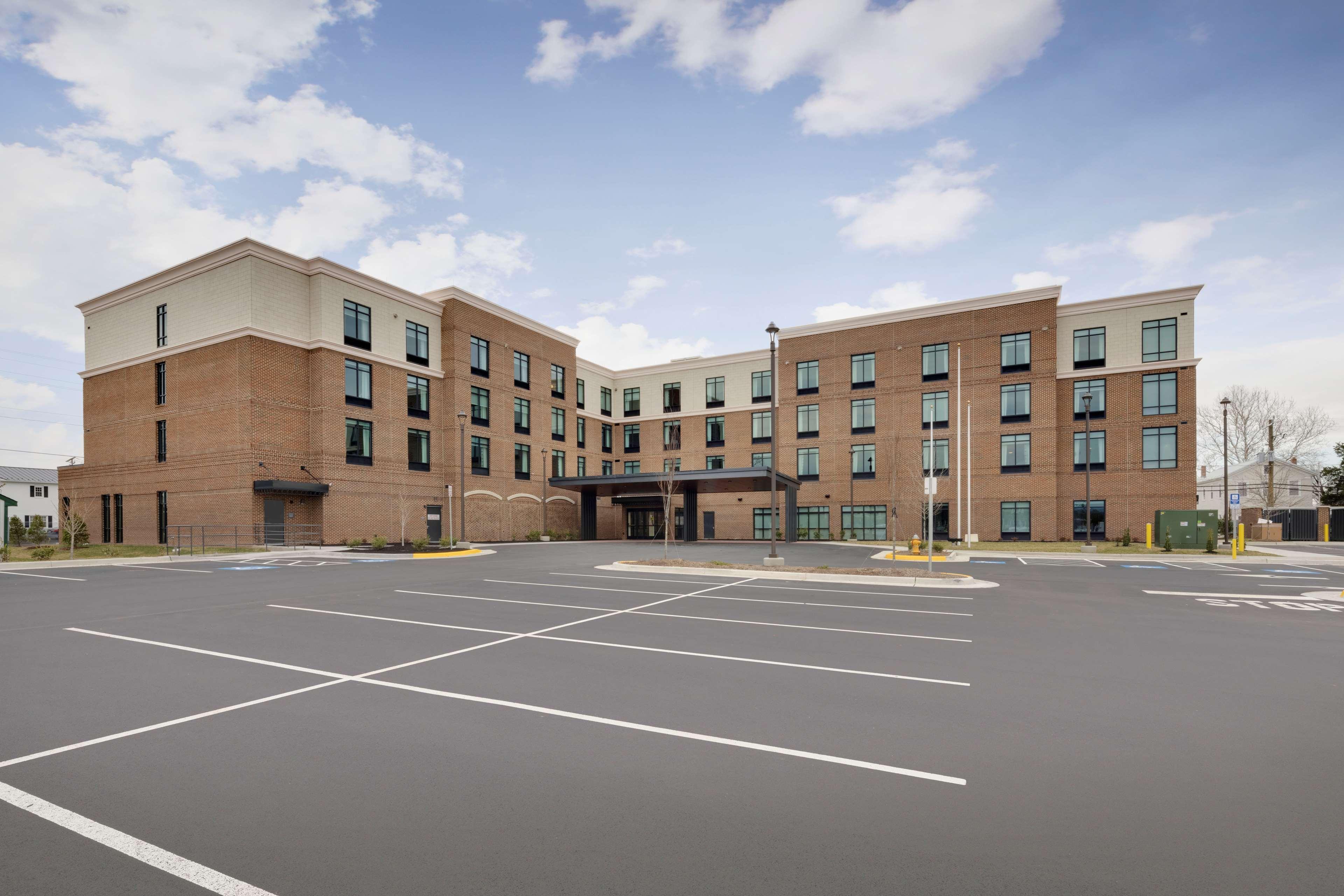 Hilton Garden Inn Haymarket Buitenkant foto
