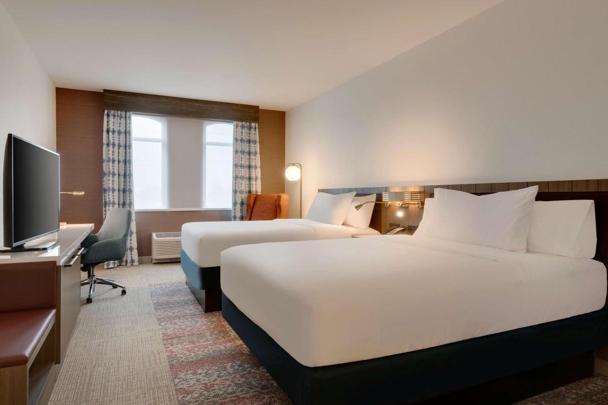 Hilton Garden Inn Haymarket Buitenkant foto