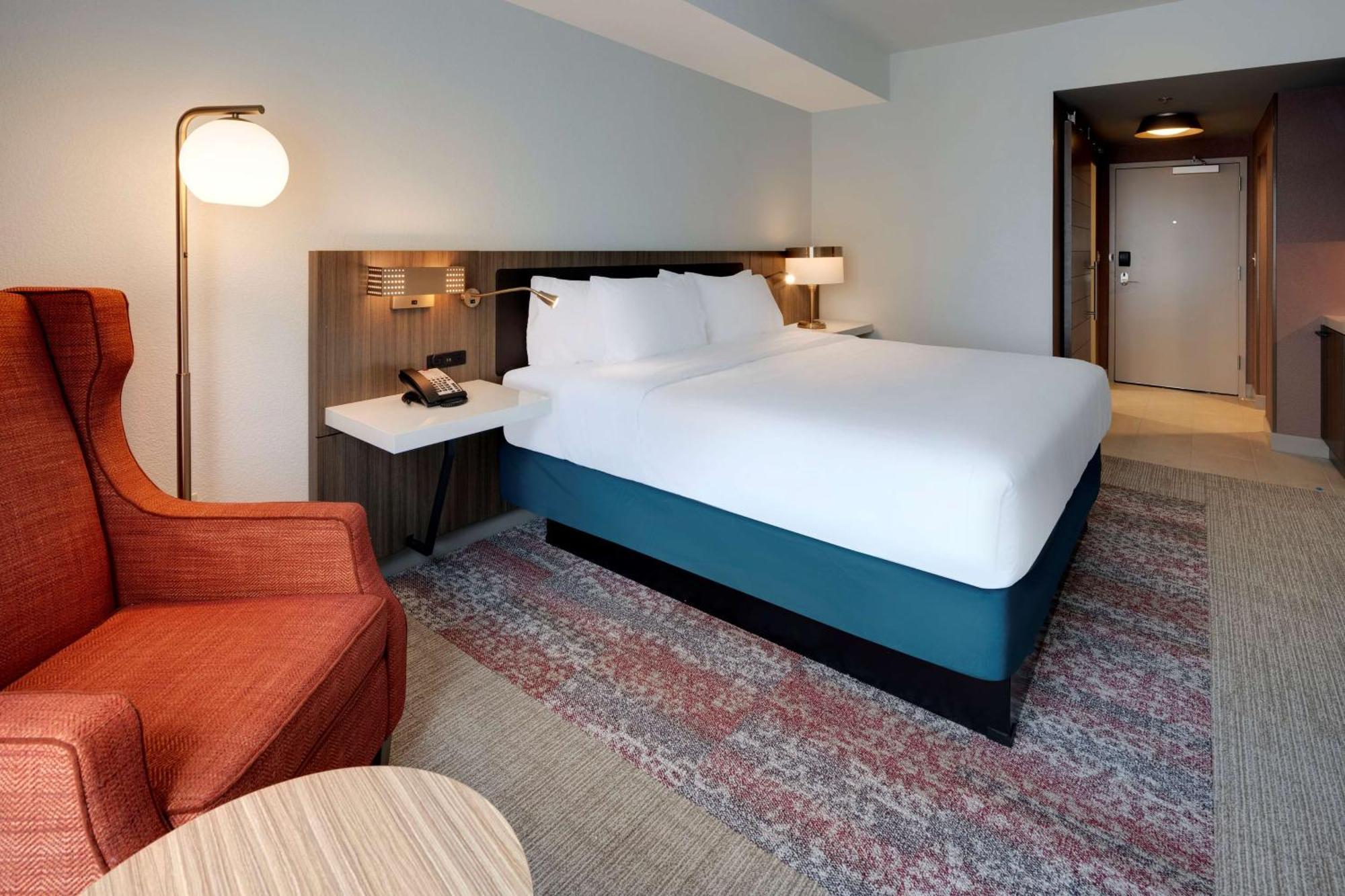 Hilton Garden Inn Haymarket Buitenkant foto